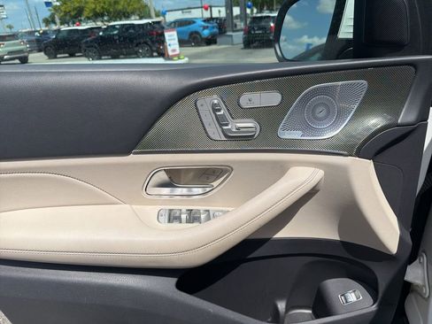 Used 2020 Mercedes-Benz GLE 350 4MATIC image 16