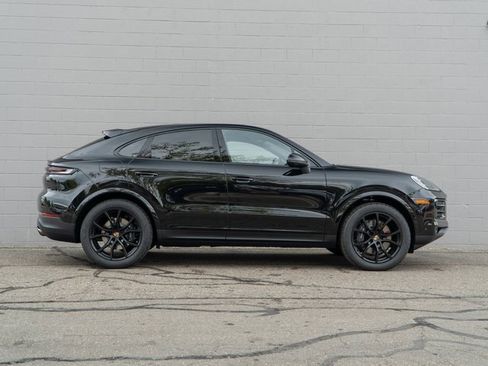 New 2026 Porsche Cayenne Coupe image 8