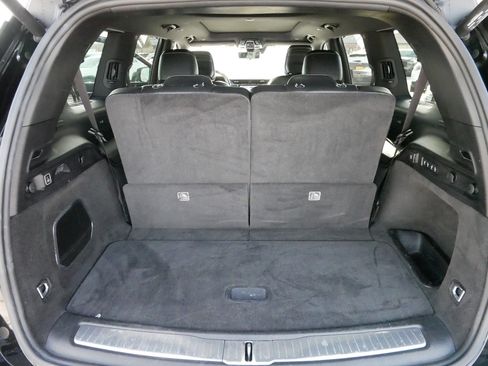 Used 2021 Jeep Grand Cherokee L Overland w/ Luxury Tech Group IV image 18