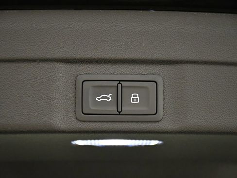 Used 2025 Audi A5 2.0T Premium Plus w/ Premium Plus AWD/4WD image 57