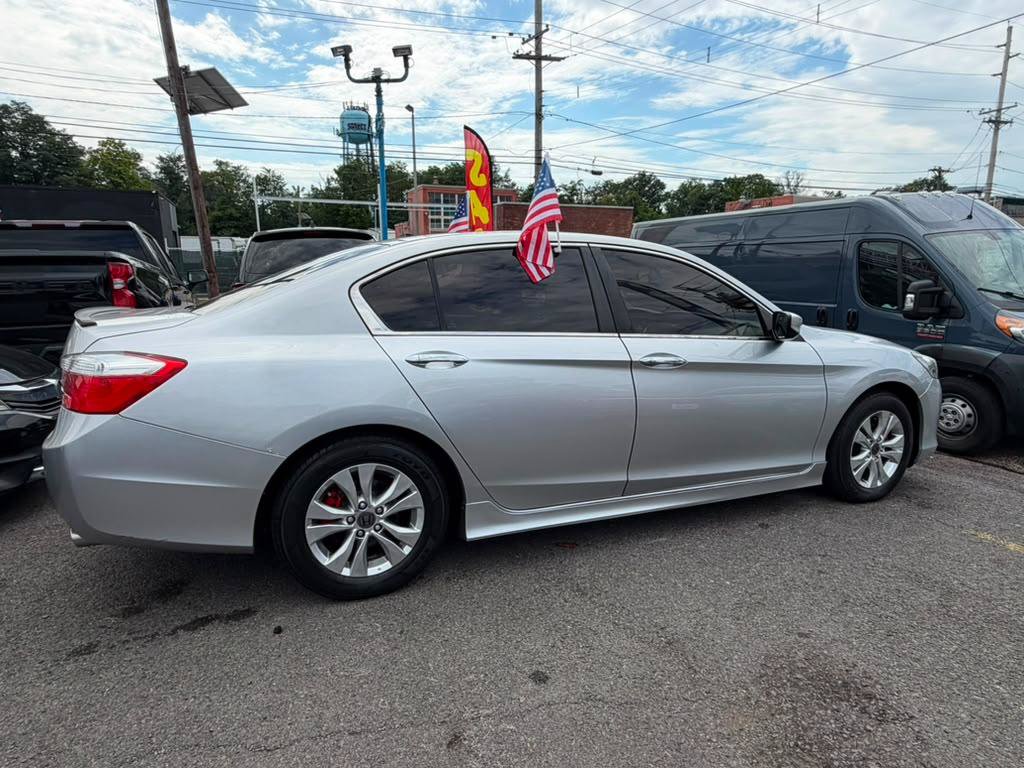 Used 2015 Honda Accord LX image 4