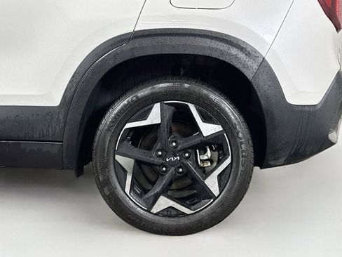 Certified 2025 Kia Seltos S image 30