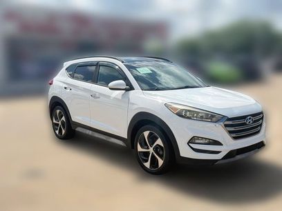 Used 2017 Hyundai Tucson Limited w/ Limited Ultimate Package 03