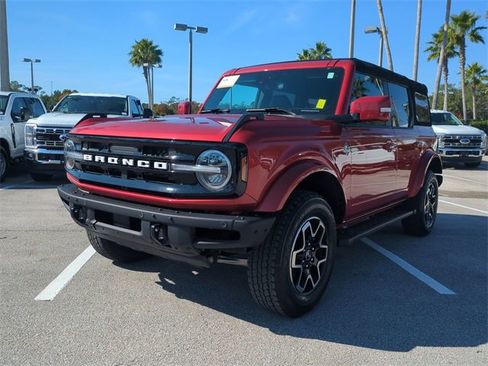 Certified 2024 Ford Bronco Outer Banks image 8