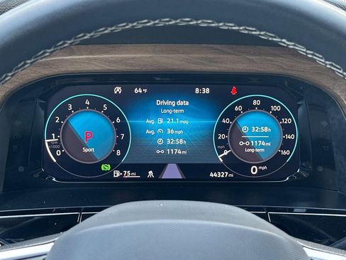 Used 2024 Volkswagen Atlas SE image 28