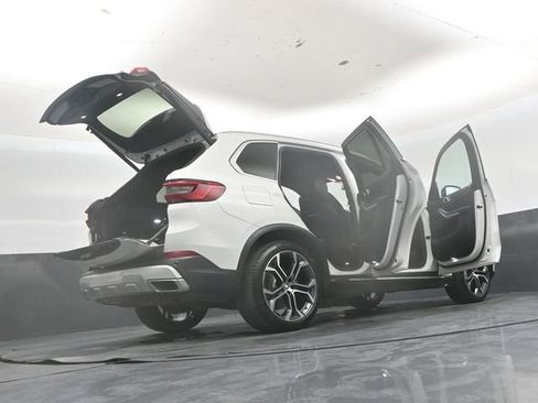 Used 2020 BMW X5 sDrive40i w/ Premium Package RWD image 56