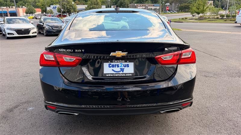 Used 2018 Chevrolet Malibu Premier w/ Premier Sun and Wheel Package FWD image 5
