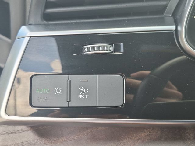 Used 2021 Audi Q8 Premium Plus w/ Premium Plus Package AWD/4WD image 20
