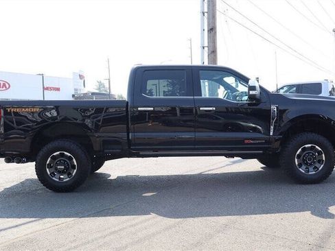 Used 2024 Ford F350 Platinum w/ Tremor Off-Road Package AWD/4WD image 6