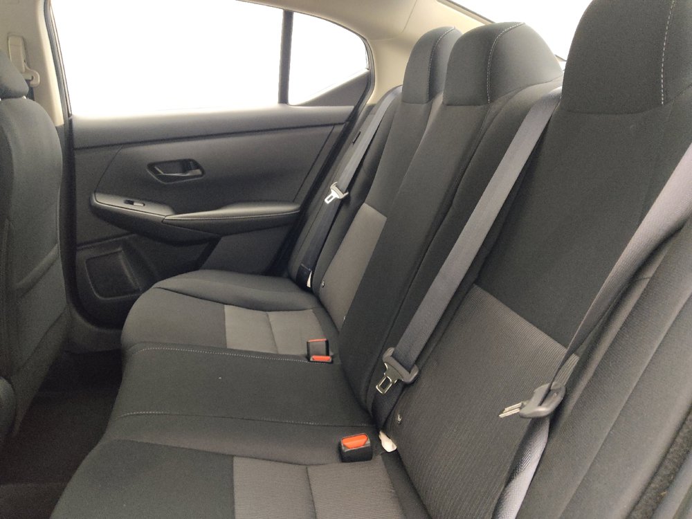 Used 2025 Nissan Sentra SV FWD image 18