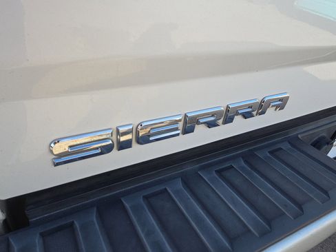 Used 2018 GMC Sierra 1500 Denali w/ Denali Ultimate Package image 9