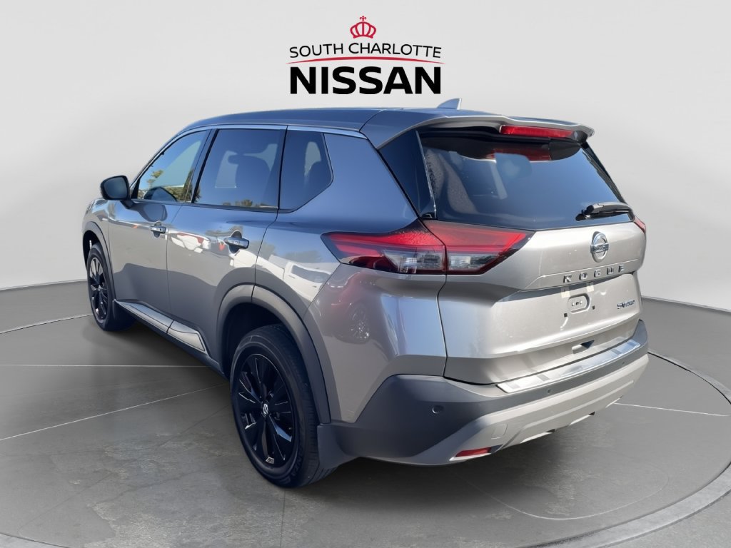 Used 2021 Nissan Rogue SV AWD/4WD image 5