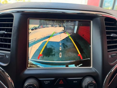 Used 2017 Jeep Grand Cherokee Limited AWD/4WD image 21