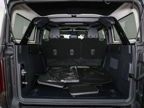 Used 2025 Ford Bronco Badlands w/ Sasquatch Package AWD/4WD image 10