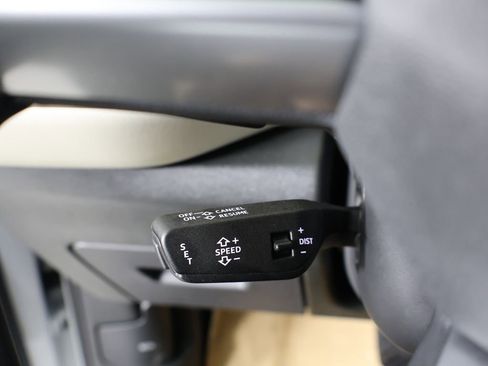 New 2026 Audi Q5 Premium image 25