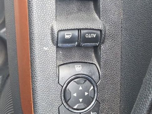 Used 2018 Ford EcoSport SES w/ SES Cold Weather Package AWD/4WD image 21