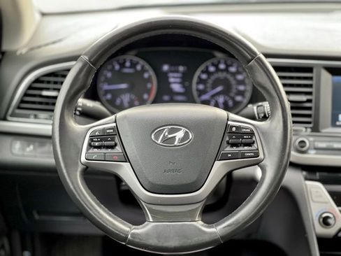 Used 2017 Hyundai Elantra Value Edition w/ Cargo Package image 34