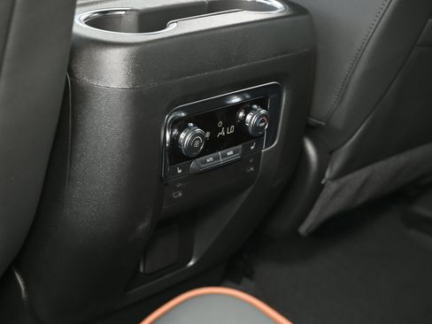 New 2026 GMC Yukon XL AT4 w/ Premium Trailering Package image 39