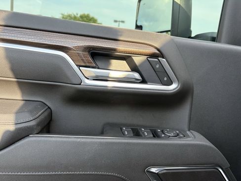 Used 2025 Chevrolet Silverado 2500 LT w/ Safety Package image 15