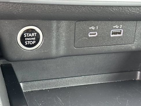 Used 2021 Nissan Rogue S AWD/4WD image 22