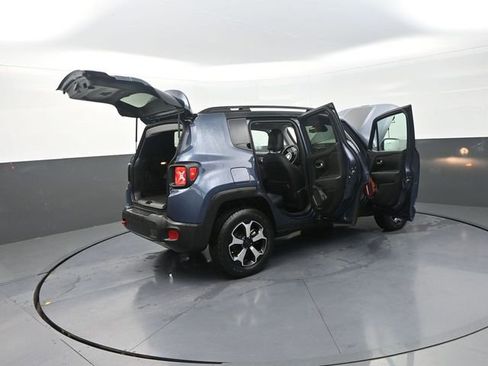 Used 2022 Jeep Renegade Trailhawk AWD/4WD image 37