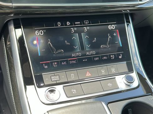 Used 2025 Audi Q7 3.0T Premium Plus w/ Premium Plus Package AWD/4WD image 16