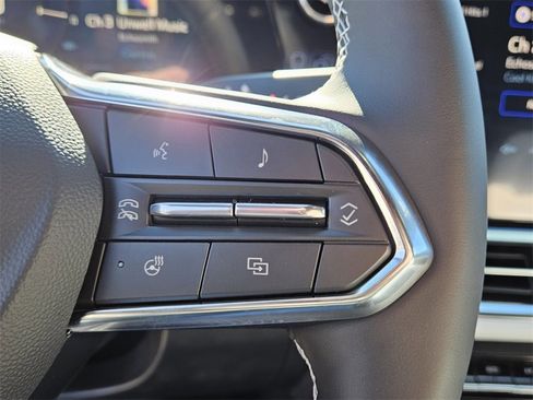 New 2026 Chevrolet Equinox EV LT image 25