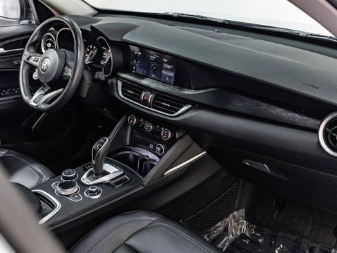 Used 2021 Alfa Romeo Stelvio Sprint w/ Nero Edizione image 25