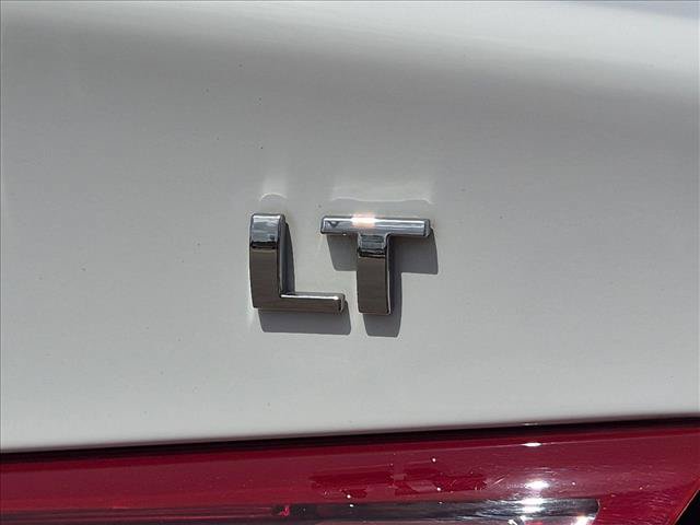 Used 2022 Chevrolet Malibu LT FWD image 25
