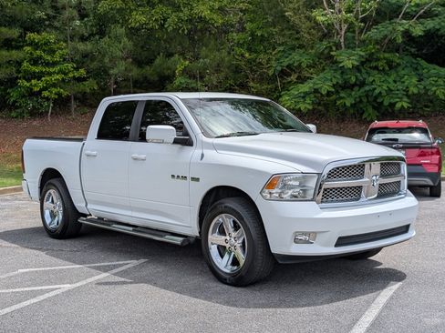 Used 2010 Dodge Ram 1500 Truck Sport RWD image 11