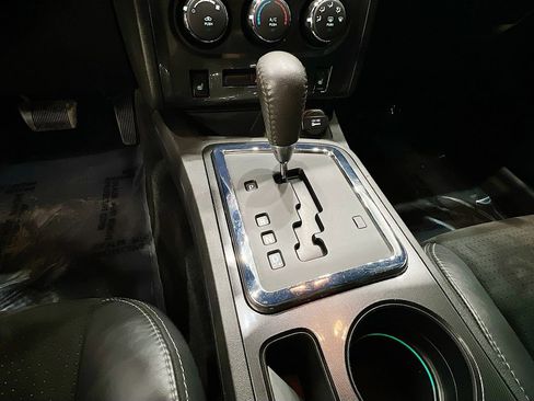 Used 2009 Dodge Challenger SRT8 image 25