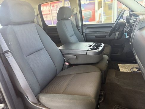 Used 2013 Chevrolet Silverado 1500 LT image 21