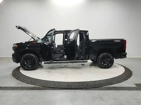 Used 2022 Chevrolet Silverado 1500 LT Trail Boss w/ Bed Protection Package AWD/4WD image 12