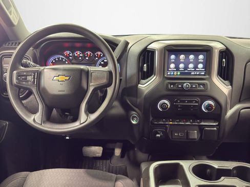 Used 2022 Chevrolet Silverado 1500 Custom image 17