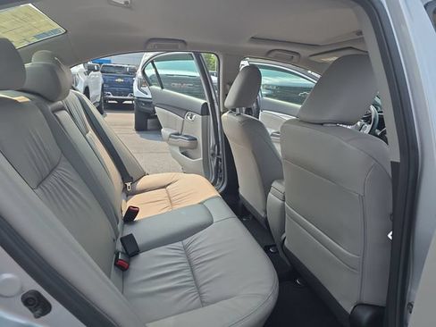 Used 2015 Honda Civic EX-L image 12
