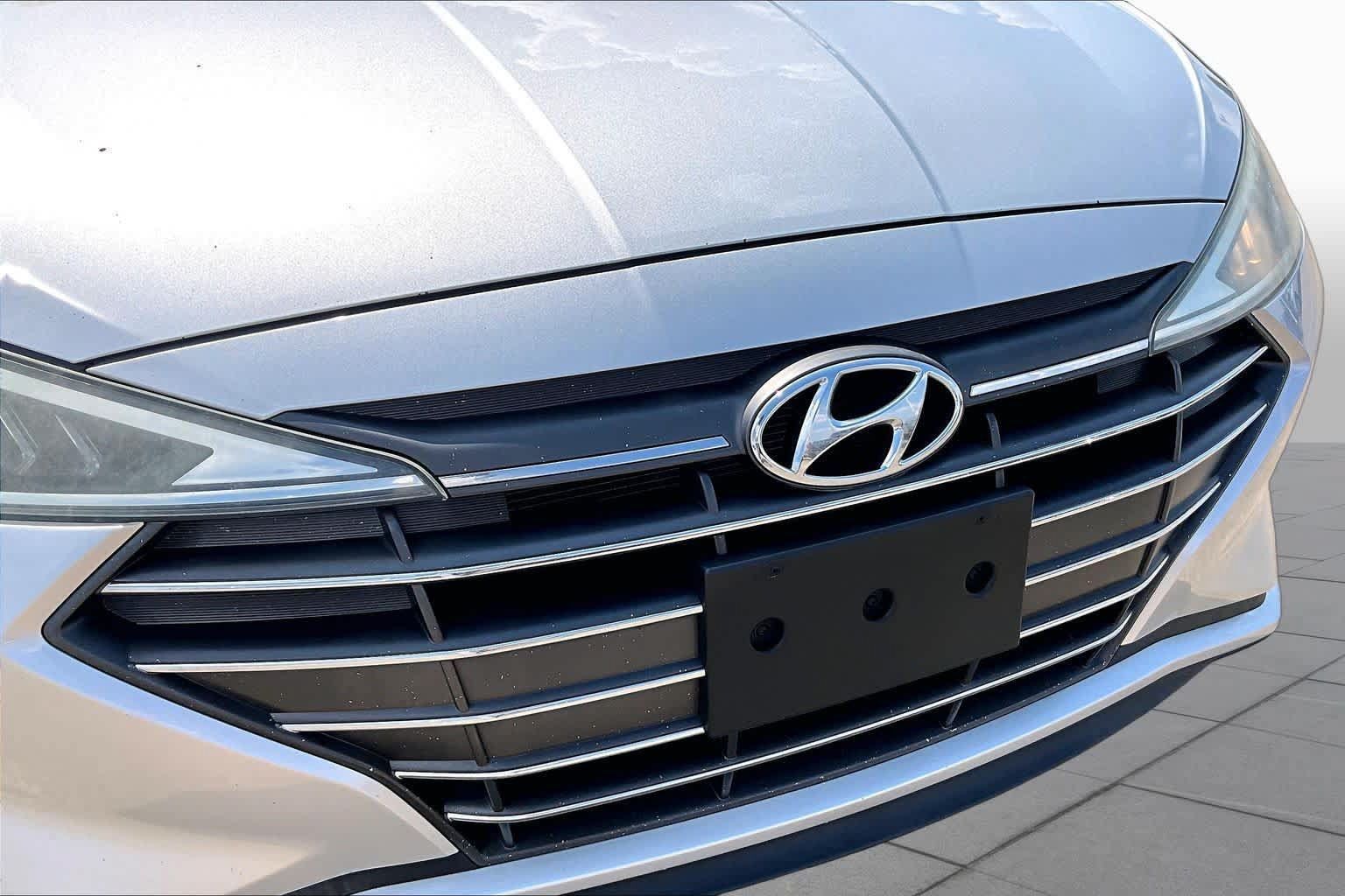 Used 2020 Hyundai Elantra SEL w/ Cargo Package (C1) FWD image 29