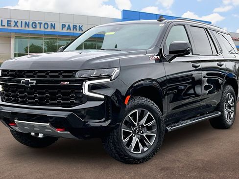 Used 2024 Chevrolet Tahoe Z71 w/ Z71 Off-Road Package image 12