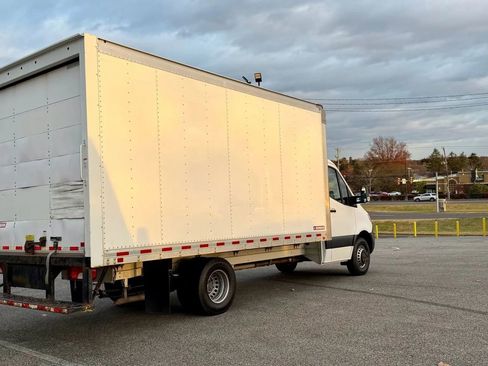 Used 2019 Mercedes-Benz Sprinter 170 image 4