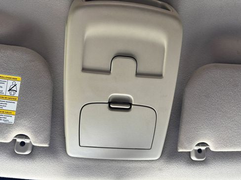 Used 2010 Ford F350 Lariat image 26