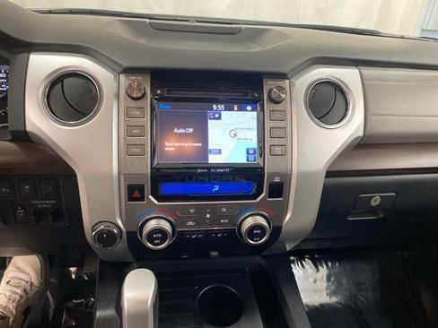 Used 2018 Toyota Tundra Limited w/ Limited Premium Package AWD/4WD image 21