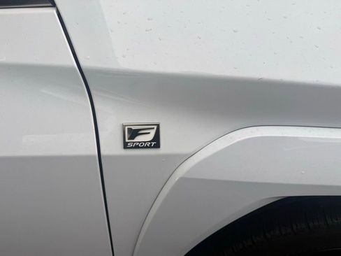 Used 2022 Lexus UX 250h F Sport image 4