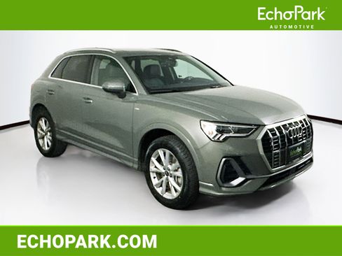Used 2024 Audi Q3 2.0T Premium image 1