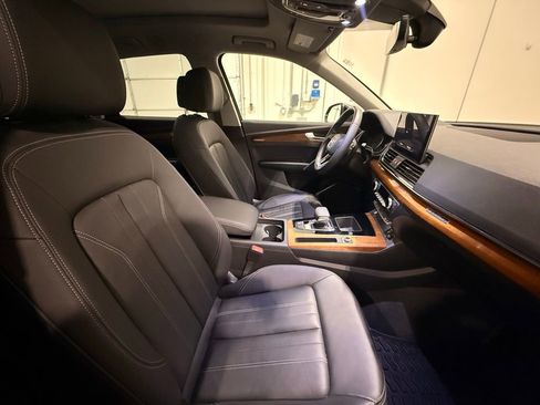 Used 2023 Audi Q5 2.0T Premium w/ Convenience Package AWD/4WD image 27
