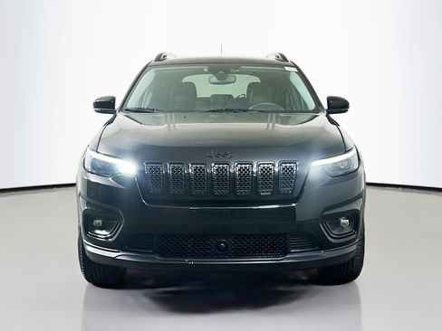 Used 2022 Jeep Cherokee Latitude AWD/4WD image 2