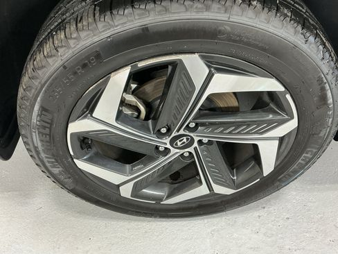 Certified 2024 Hyundai Tucson Limited AWD/4WD image 5