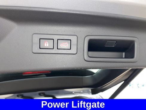 Certified 2025 Subaru Forester Limited AWD/4WD image 19
