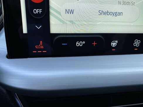 New 2025 Ford Escape SE w/ PHEV Premium Package image 8