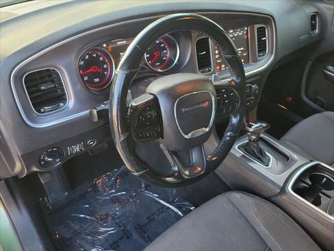 Used 2019 Dodge Charger SXT w/ Cold Weather Package AWD/4WD image 16