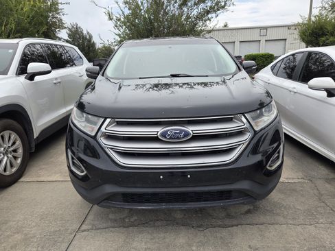 Used 2017 Ford Edge SEL w/ Equipment Group 201A AWD/4WD image 2