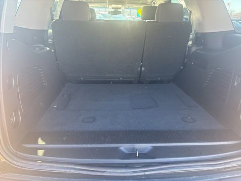 Used 2019 Chevrolet Tahoe LS image 5